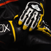 Knox Handroid Gloves MK5 black-yellow motorcycle gloves close-up Video thumbnail