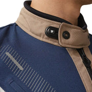 REV'IT! Sand 5 H2O jacket collar closure and neck protection detail Video thumbnail