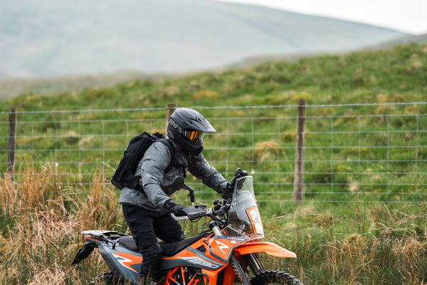 Knox Men's Tor Armoured Shirt & Waterproof Shell